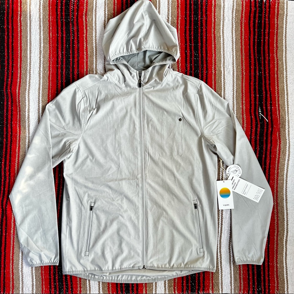 Vuori Outdoor Trainer Shell - Platinum Linen Texture 🏔